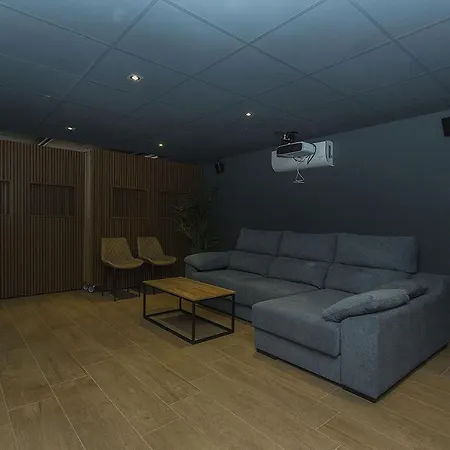 208 Luxury Pool Sauna Cinema - Alicante Hol טורבייחה