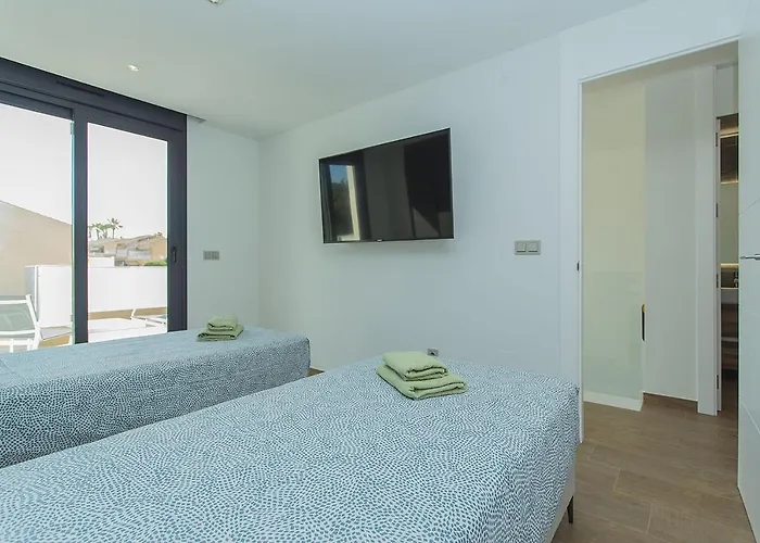 208 Luxury Pool Sauna Cinema - Alicante Hol