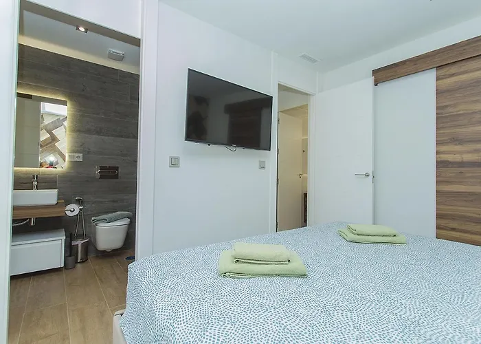 208 Luxury Pool Sauna Cinema - Alicante Hol *